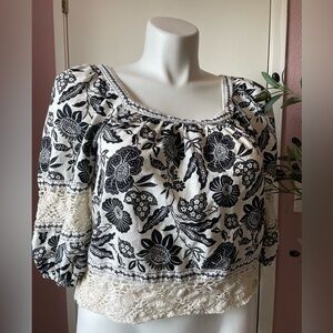 Christian Siriano Floral Lace  Black and White Women's Top